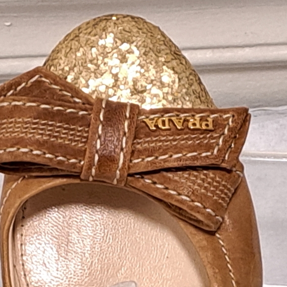 Prada Brown and Gold Flats with Bow - Picture 8 of 15